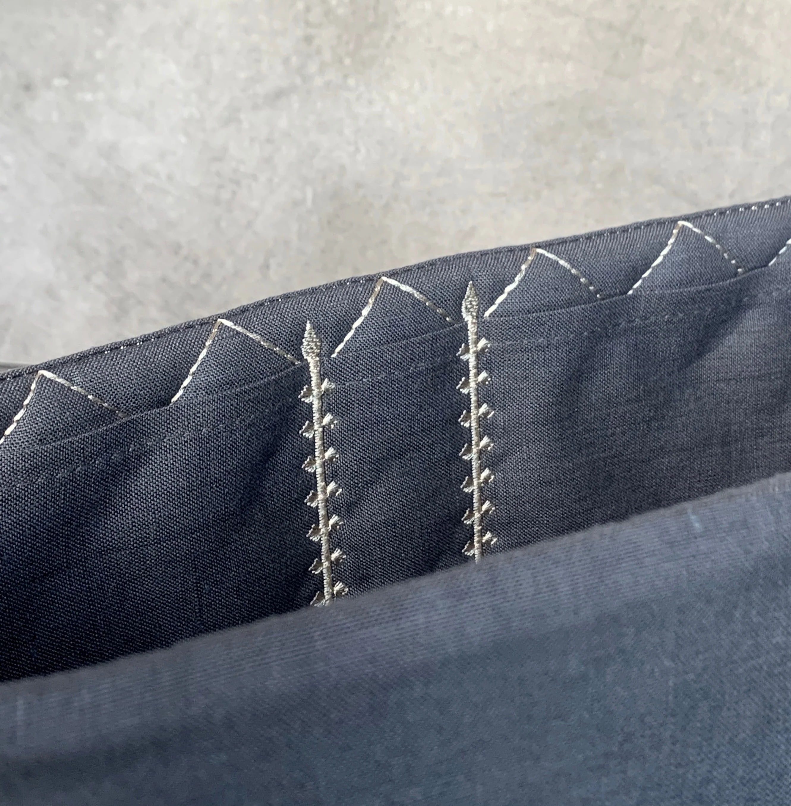 French Grey - Image 4