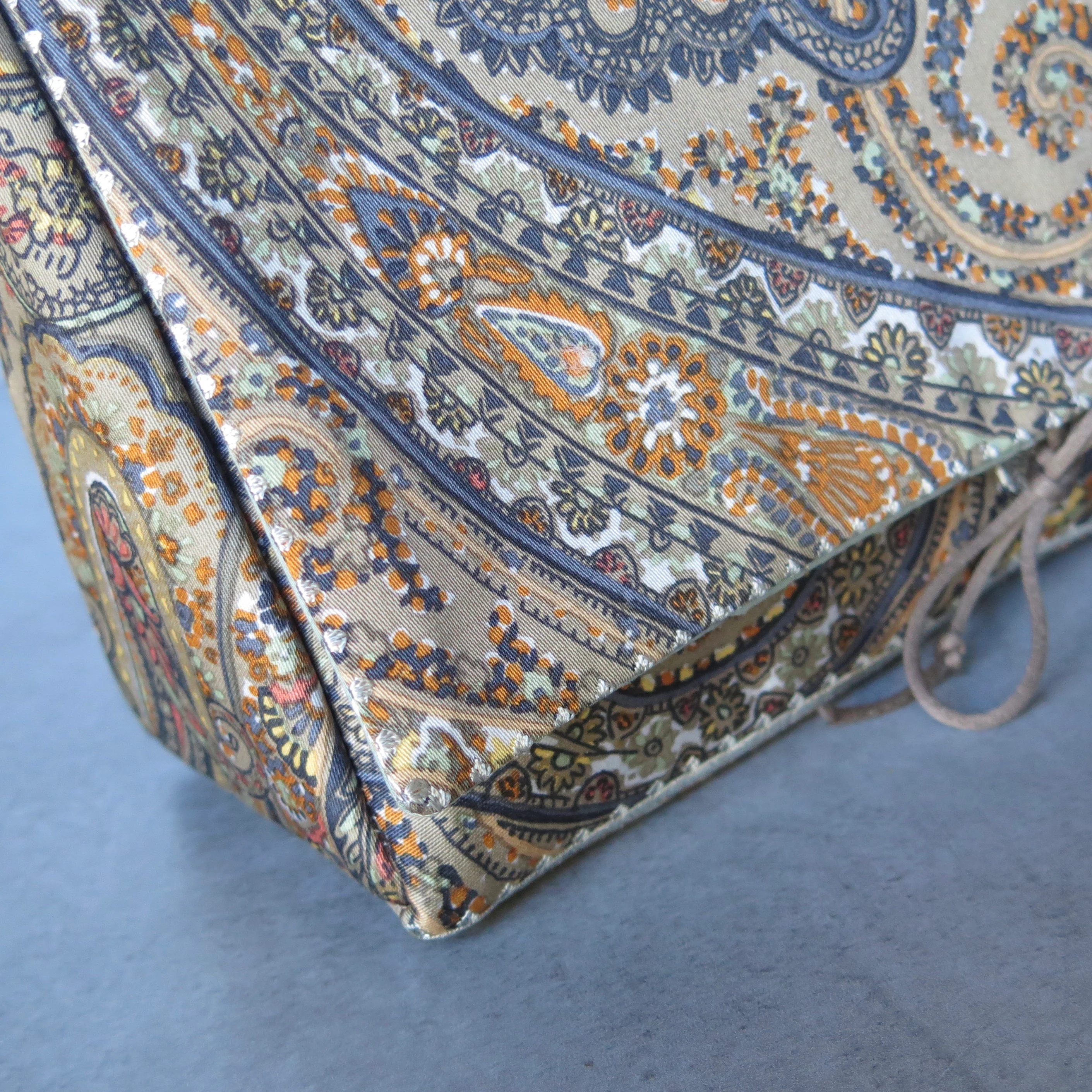 KP protective cover and liner in ETRO Paisley Gold - Image 5