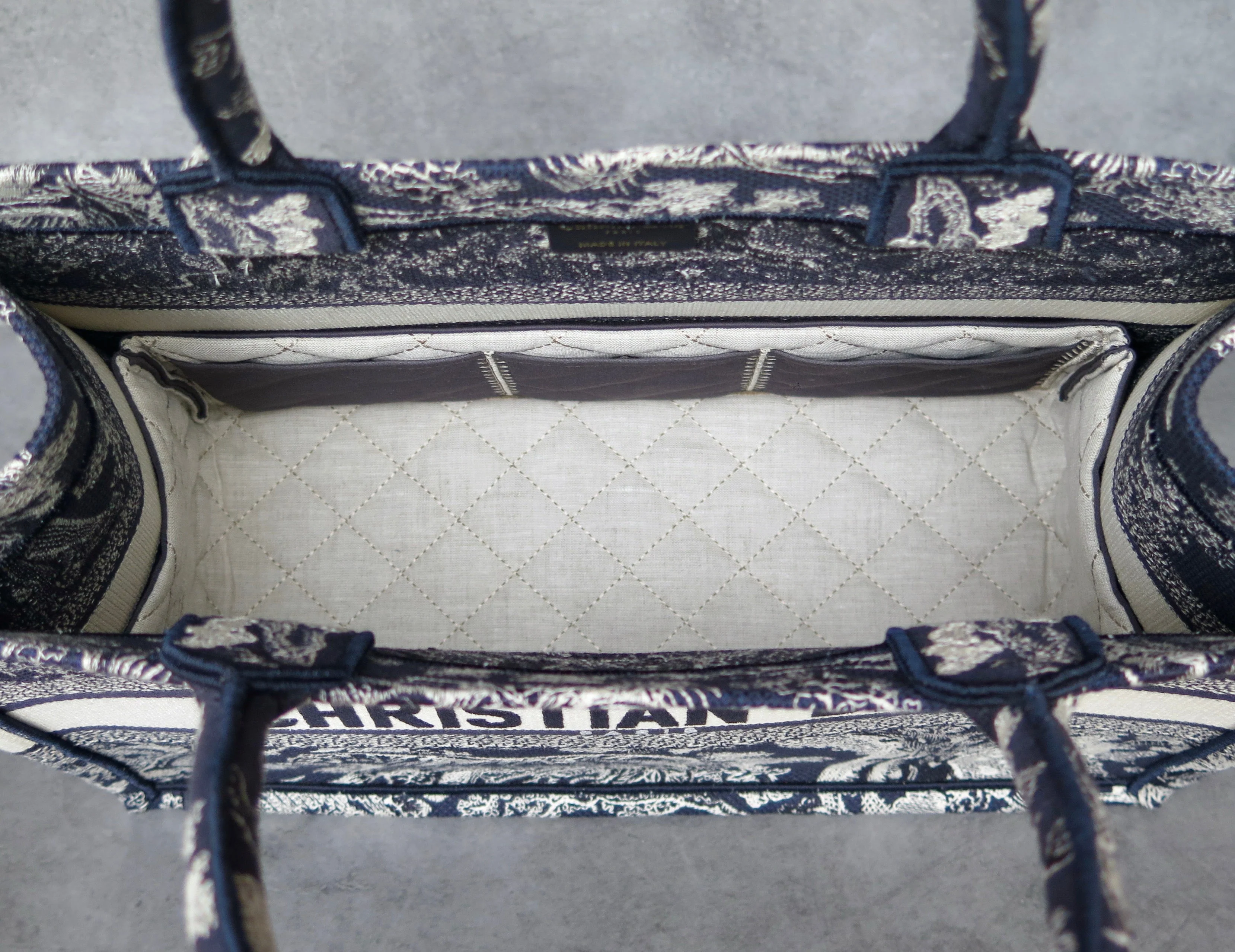 DIOR BOOK TOTE INSERT - Image 4
